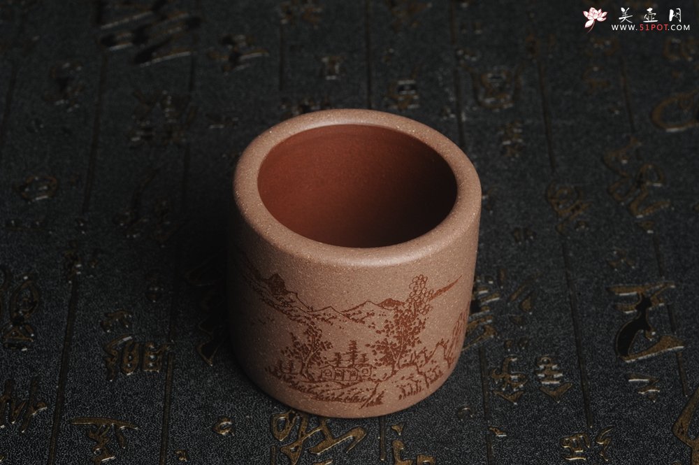 紫砂壶图片：美杯特惠 精品好泥好工好刻雅致厚实品茗杯 缸杯 山居图 - 美壶网