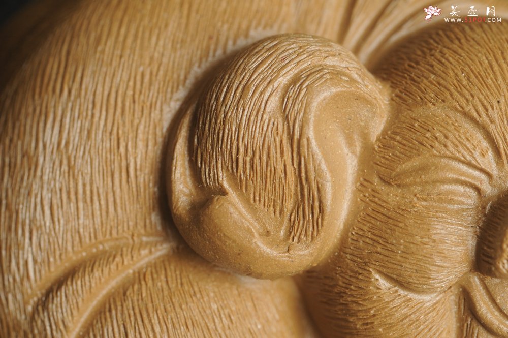 紫砂壶图片：美宠特惠 优质段泥精致手工茶宠 一团和气招财猪 长7cm宽5cm高3.5cm - 美壶网