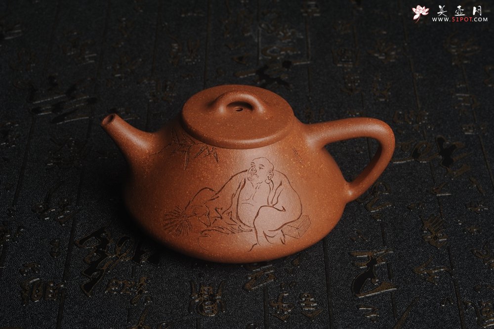 紫砂壶图片：油润五彩段泥 全手工薄胎精品子冶石瓢 难度大 骨肉匀挺 文气装饰高士乘凉图 无为 - 美壶网