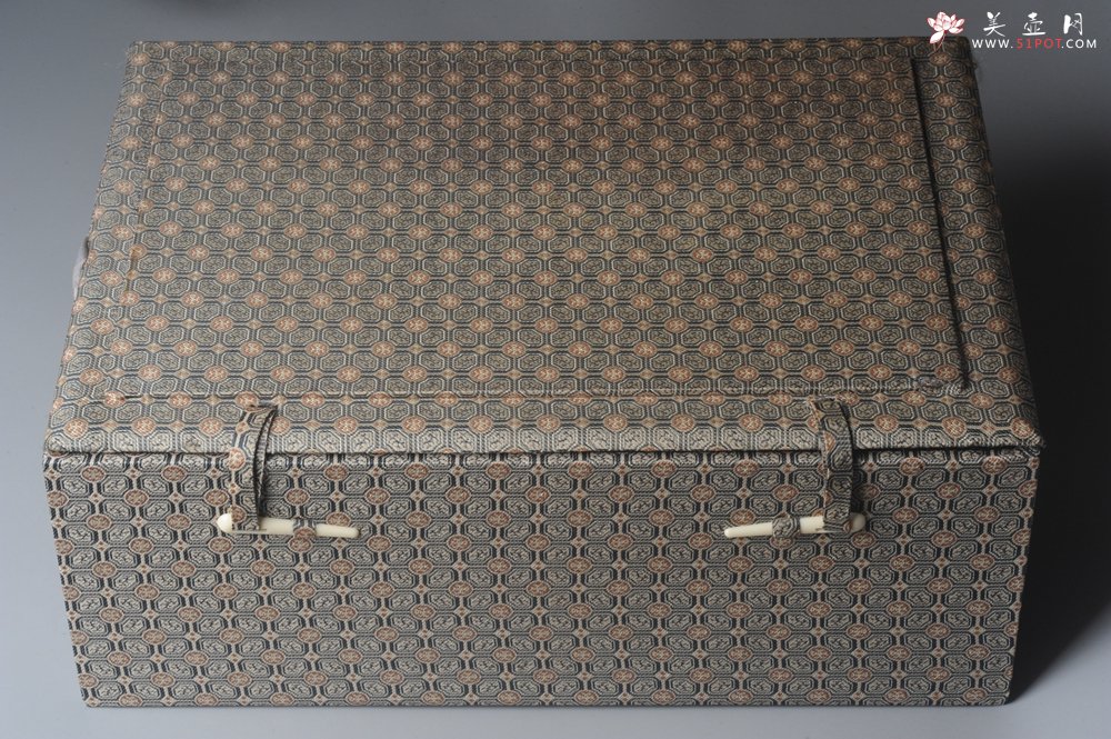 紫砂壶图片：美壶特惠 原矿红清水泥 精致辈辈封侯套壶 单杯56cc 送礼自用佳品 茶人醉爱 - 美壶网