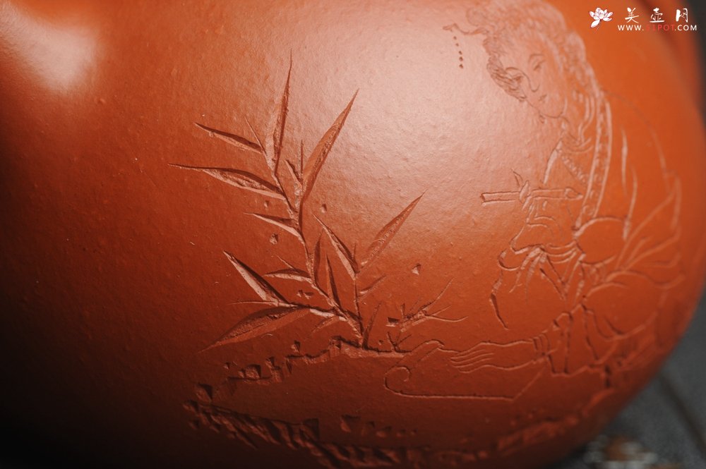 紫砂壶图片：特油润老朱泥 全手工美女西施壶 方健老师精心双刀刻绘 收缩大成型难 难得美品 - 美壶网