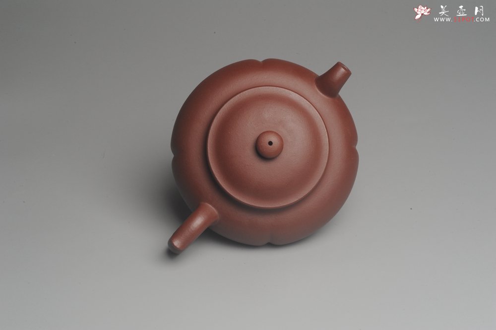 紫砂壶图片：美壶特惠 优质红拼泥精致四足菊蕾壶 大口实用 出水如柱 养后特油润 - 美壶网