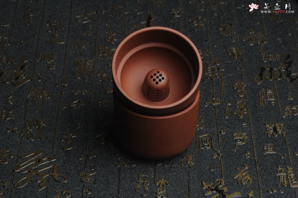 紫砂壶图片：美杯特惠 便携式办公旅行杯 泥料和做工超好 高8.5cm直径6.5cm - 美壶网