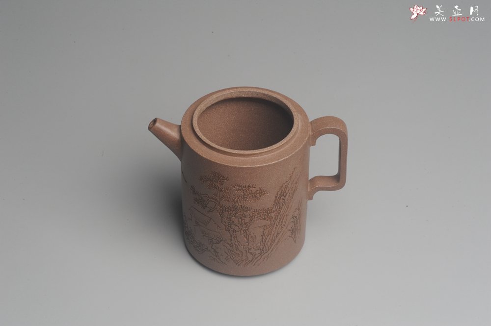 紫砂壶图片：美壶特惠 优质老段文人集狮壶 通景山水 灰常雅致 - 美壶网