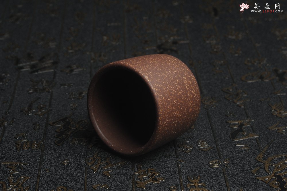 紫砂壶图片：美杯特惠 紫泥调砂好料紫砂厚实品茗杯 主人杯 简单包装 不包邮 - 美壶网