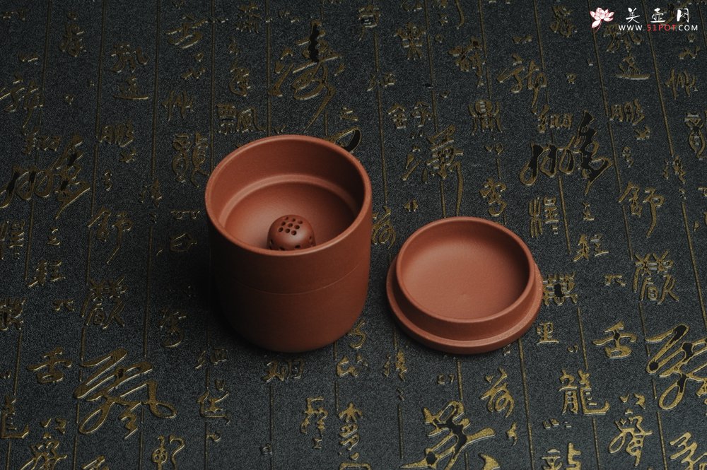 紫砂壶图片：美杯特惠 便携式办公旅行杯 泥料和做工超好 高8.5cm直径6.5cm - 美壶网