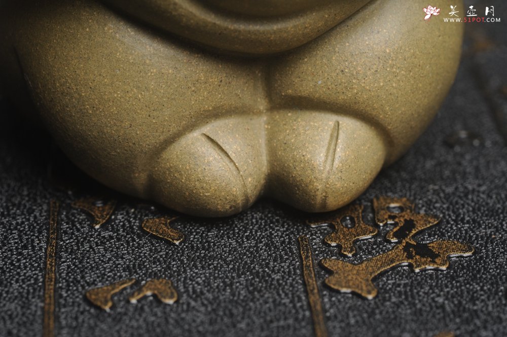 紫砂壶图片：美宠特惠 精工三不猪茶宠摆件 非礼勿视 非礼勿听 非礼勿言 高6cm - 美壶网