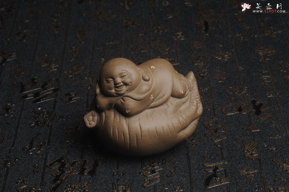 紫砂壶图片：美宠特惠 精工老青段如意人生茶宠摆件 神态细腻 长9cm宽7cm高7cm - 美壶网