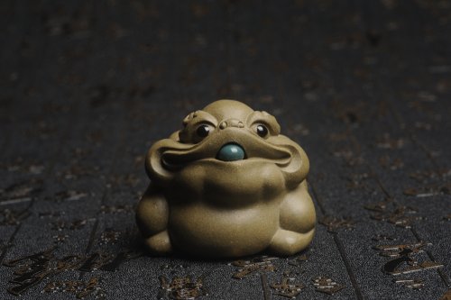 美壶定制紫砂壶 美宠特惠 精工好料老青段招宝蟾茶宠 茶盘尤物长6cm宽5.7cm高4.6cm 