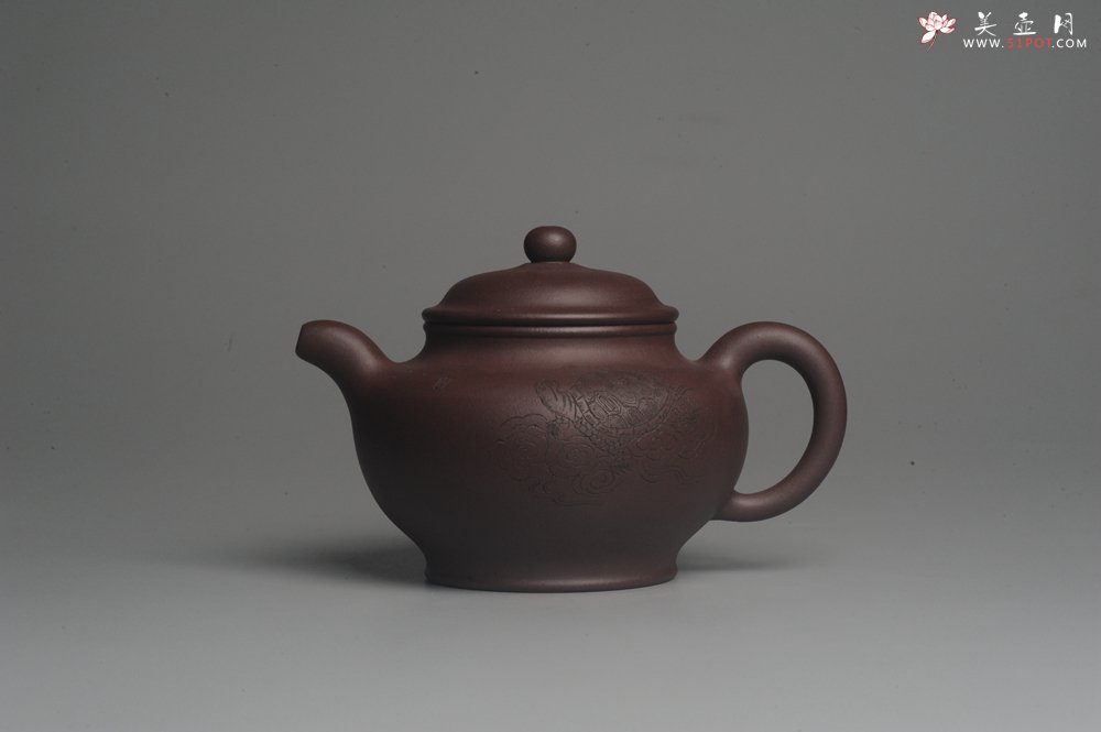 紫砂壶图片：美壶特惠 潜力股助工精工老紫泥掇只 龟寿图 - 美壶网