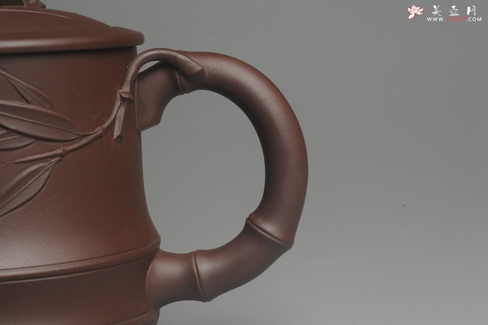 紫砂壶图片：美杯年底特惠 助工精工制作优质紫泥竹节杯盖杯 送礼自用佳品 - 美壶网