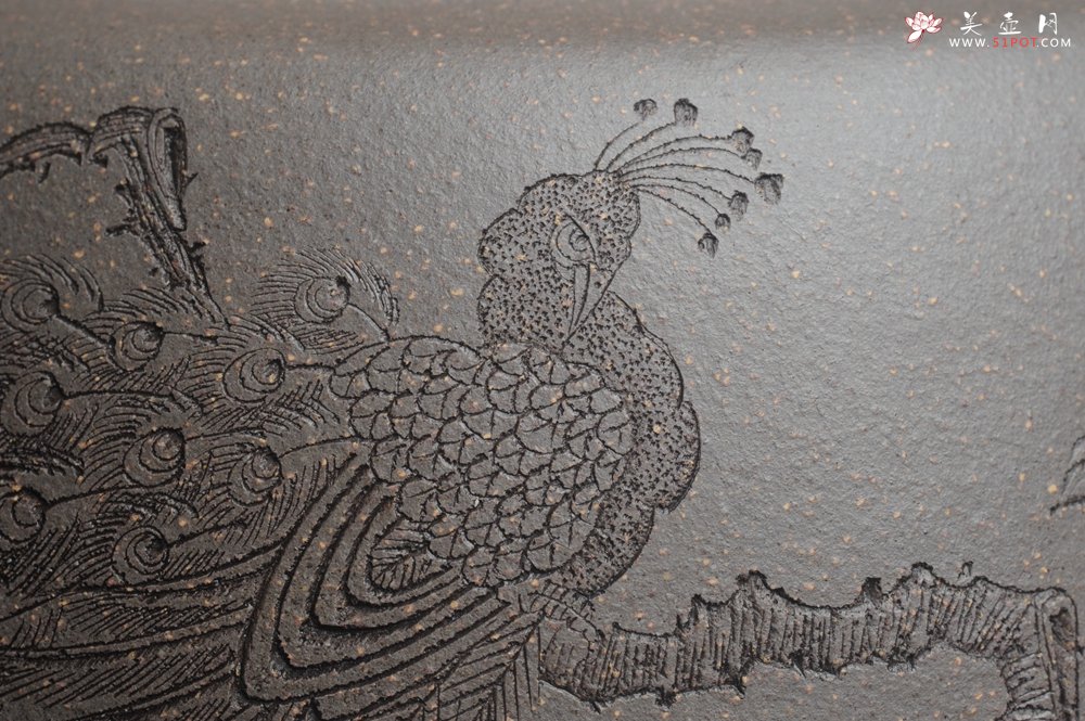 紫砂壶图片：精品特惠 助工老青段精品瑞兽双耳罐 茶仓 茶叶罐 水洗 烟灰缸 神鸟图 - 美壶网