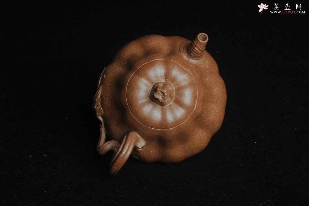 紫砂壶图片：美壶特惠 优质降坡泥全手卡盖小叶歪瓜 茶人醉爱 - 美壶网