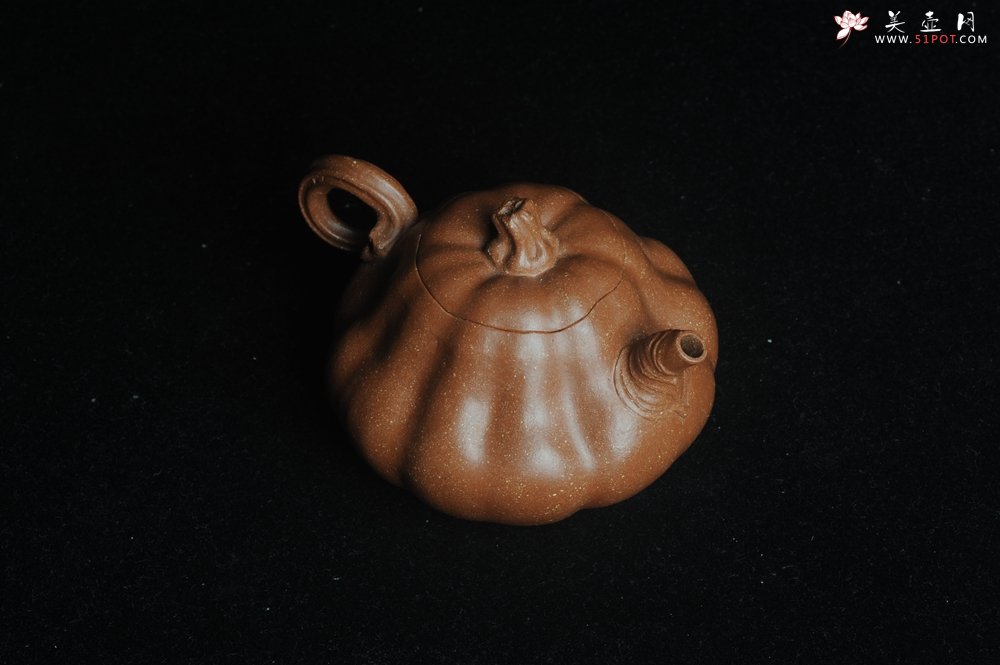紫砂壶图片：美壶特惠 优质降坡泥全手卡盖小叶歪瓜 茶人醉爱 - 美壶网