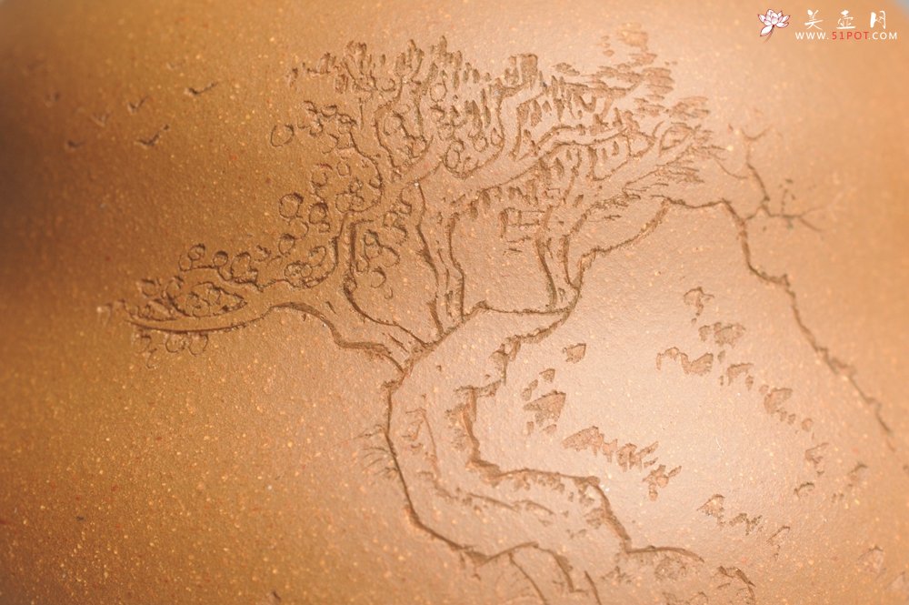 紫砂壶图片：美壶特惠 特好降坡泥精工葫芦壶(福禄) 装饰山水 灰常文气 - 美壶网