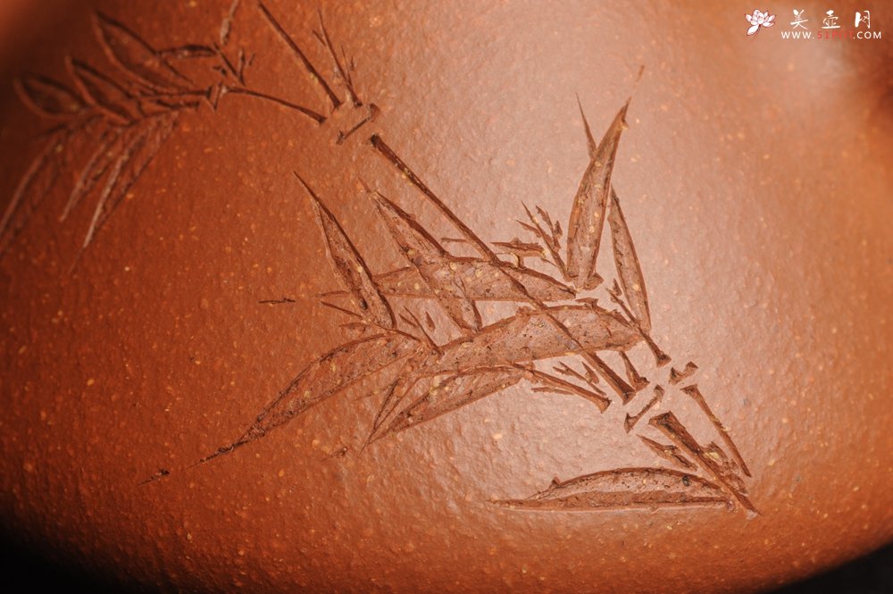 紫砂壶图片：美壶特惠 超精致特好降坡泥小品子冶石瓢 刻竹 居不可无竹 - 美壶网