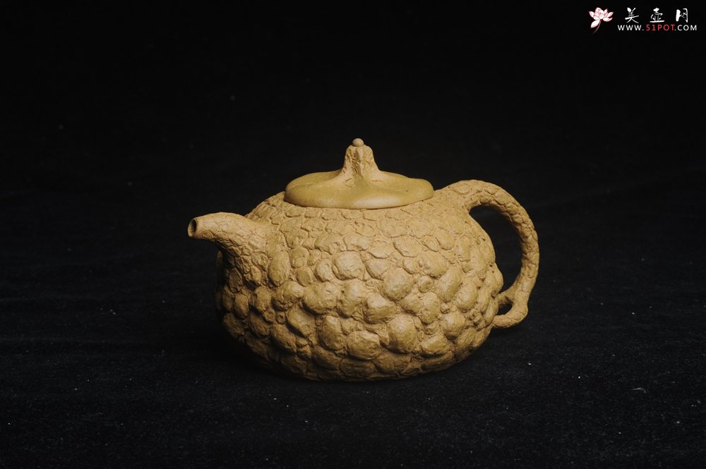 紫砂壶图片：美壶特惠 全手工黄段供春壶 肌理丰富有老树瘿的感觉 灰常赞 - 美壶网