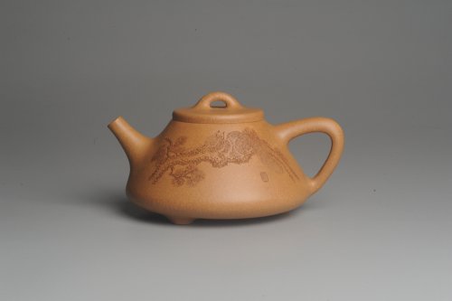 周小培紫砂壶 油润老黄段泥(此泥料属于家藏老料！油润无比，识者自知！)全手工子冶石瓢 助工精心装饰松鼠 特文气 老段泥