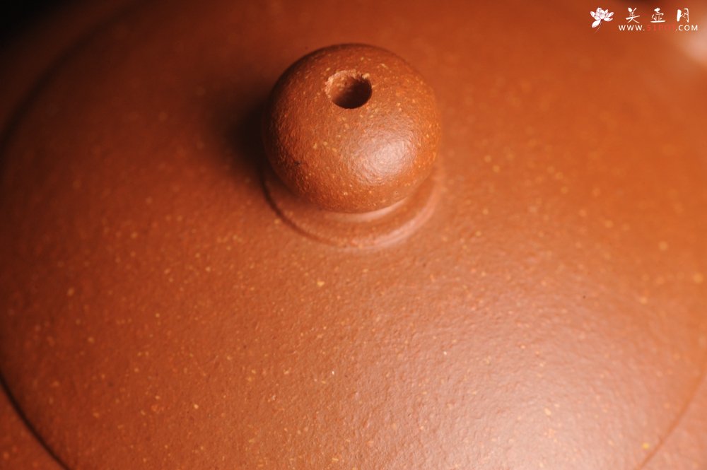 紫砂壶图片：美壶特惠 精工红降坡俏西施 小壶超难做 杀茶利器 - 美壶网