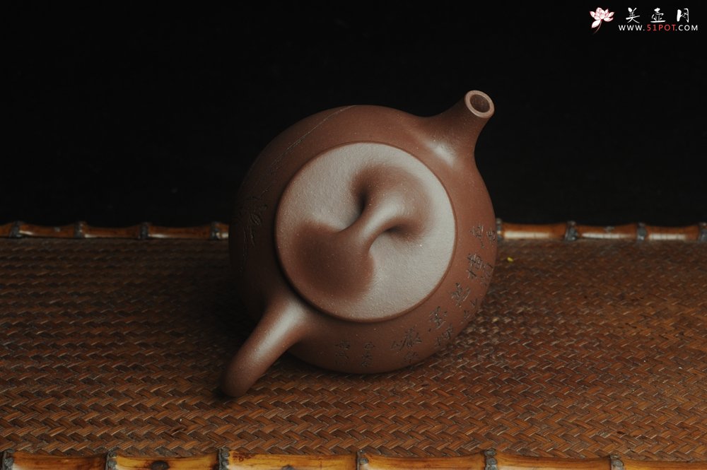 紫砂壶图片：美壶特惠 工料俱佳满瓢（霸王石瓢）装饰兰花 茶人醉爱 - 美壶网