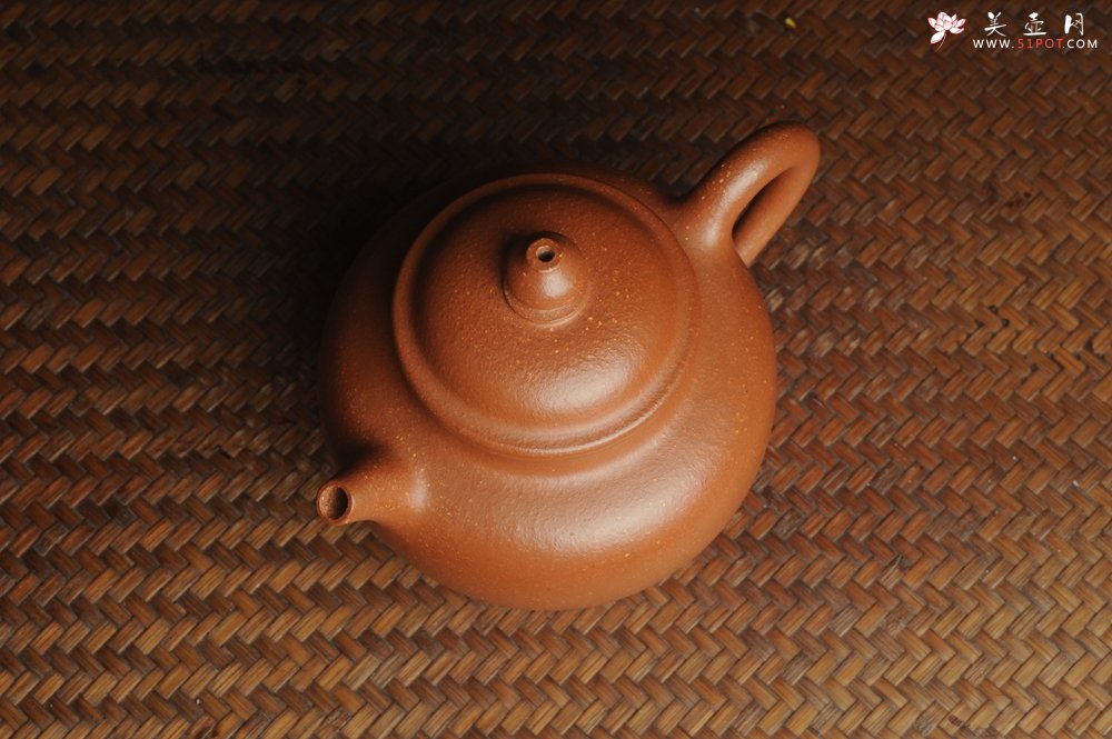紫砂壶图片：美壶特惠 潜力股殷老师全手工特好降坡泥秋水壶 茶人醉爱 - 美壶网