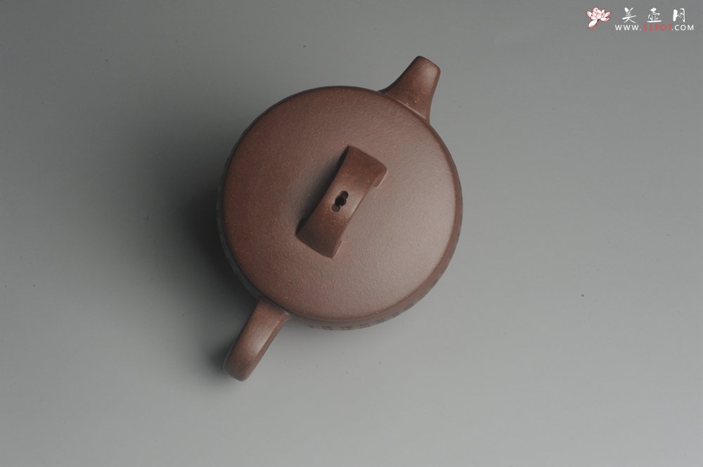 紫砂壶图片：美壶特惠 精致黑星老紫泥心经汉瓦 茶人醉爱 - 美壶网