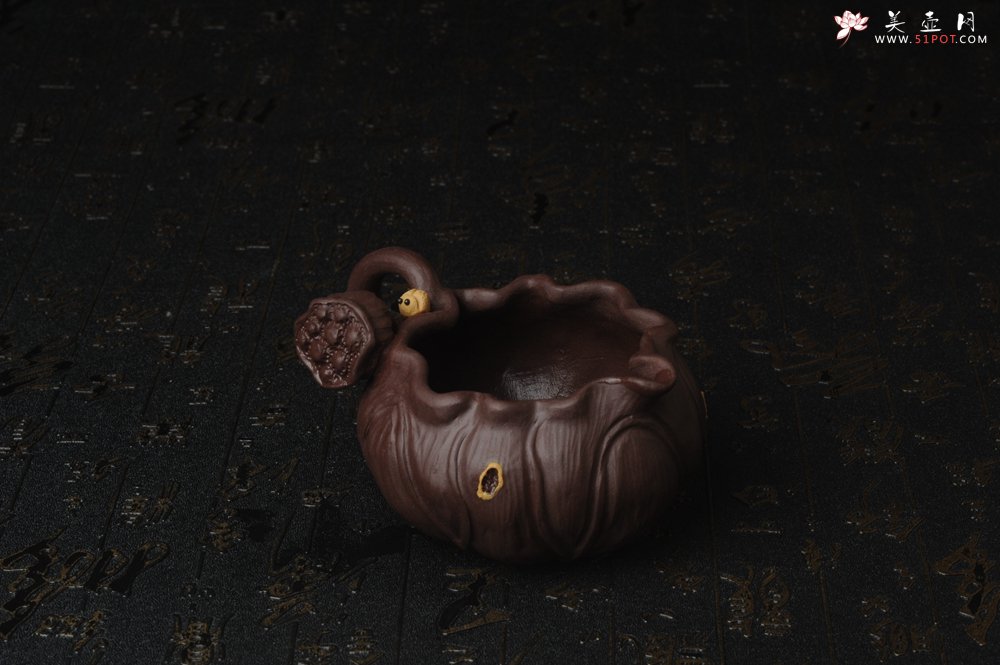 紫砂壶图片：精致特惠紫泥莲蓬公道杯 - 美壶网