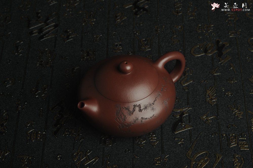 紫砂壶图片：油润底曹青 全手工矮文旦 装饰人物 特文气 - 美壶网