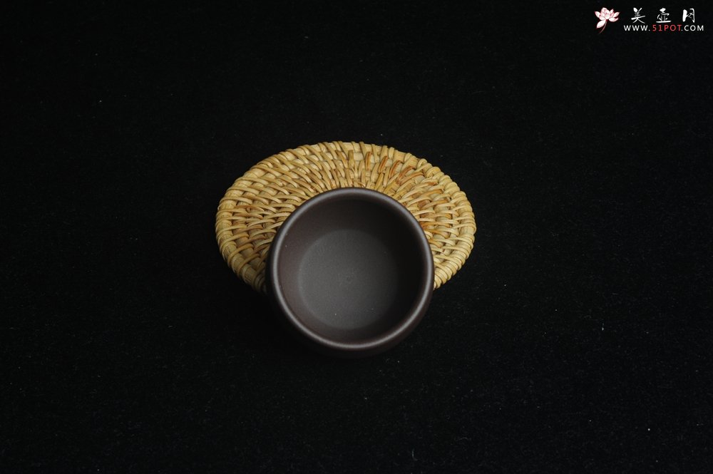 紫砂壶图片：优质老紫泥精致手工品茗杯大号主人杯 茶人醉爱 - 美壶网