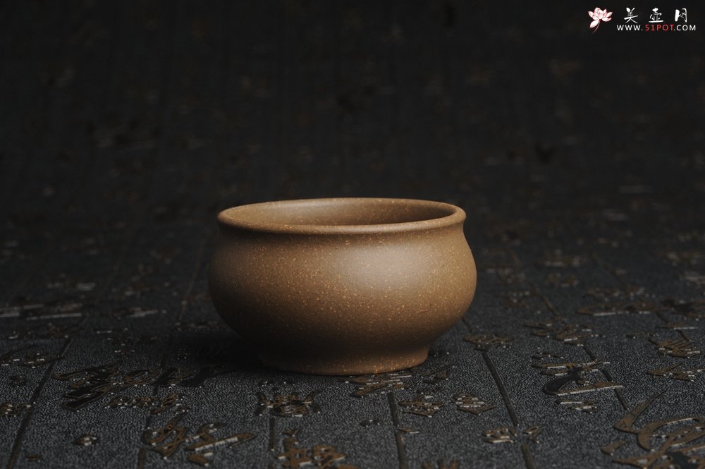 紫砂壶图片：特好青灰段泥精致手工品茗杯主人杯 茶人醉爱 性价比高 - 美壶网