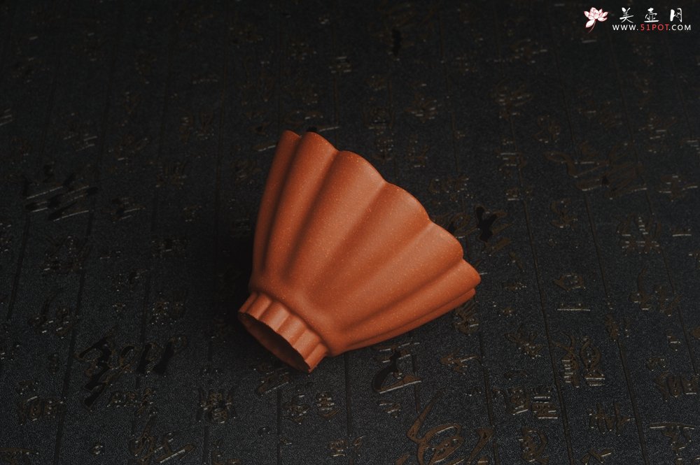 紫砂壶图片：美杯特惠 超精工厚实特好降坡泥菱花杯 主人杯 - 美壶网