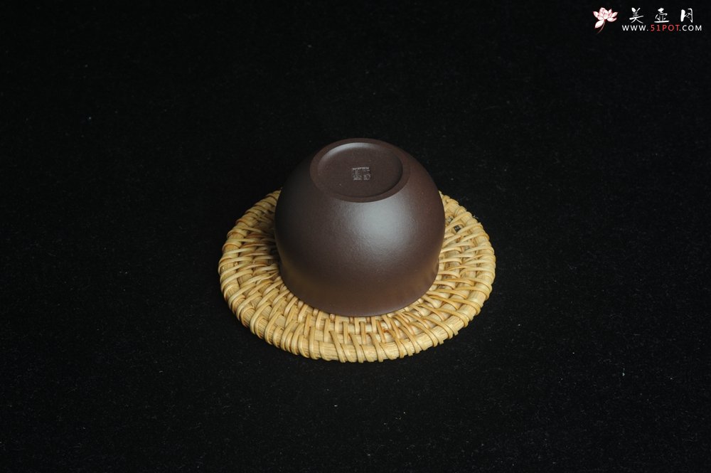 紫砂壶图片：优质老紫泥精致手工品茗杯大号主人杯 茶人醉爱 - 美壶网