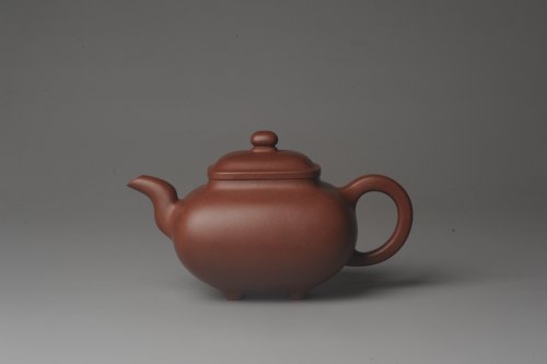 张海艳紫砂壶 实力派张海艳全手工特好底曹青传炉壶 线面挺括 大气 做工特好 原矿底槽清