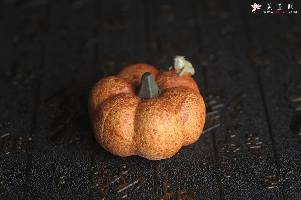 紫砂壶图片：美宠特惠 南瓜喷水青蛙 茶人醉爱 - 美壶网