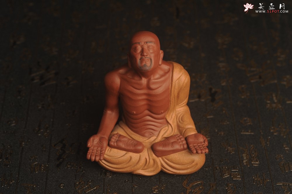 紫砂壶图片：迎中秋特惠紫砂雕塑 精工好料沐心罗汉 高14cm - 美壶网