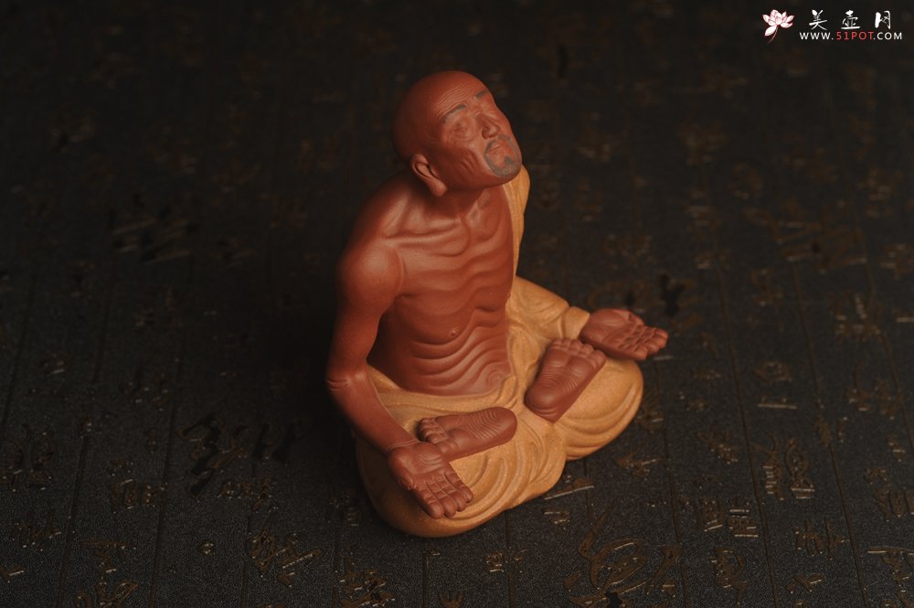 紫砂壶图片：迎中秋特惠紫砂雕塑 精工好料沐心罗汉 高14cm - 美壶网