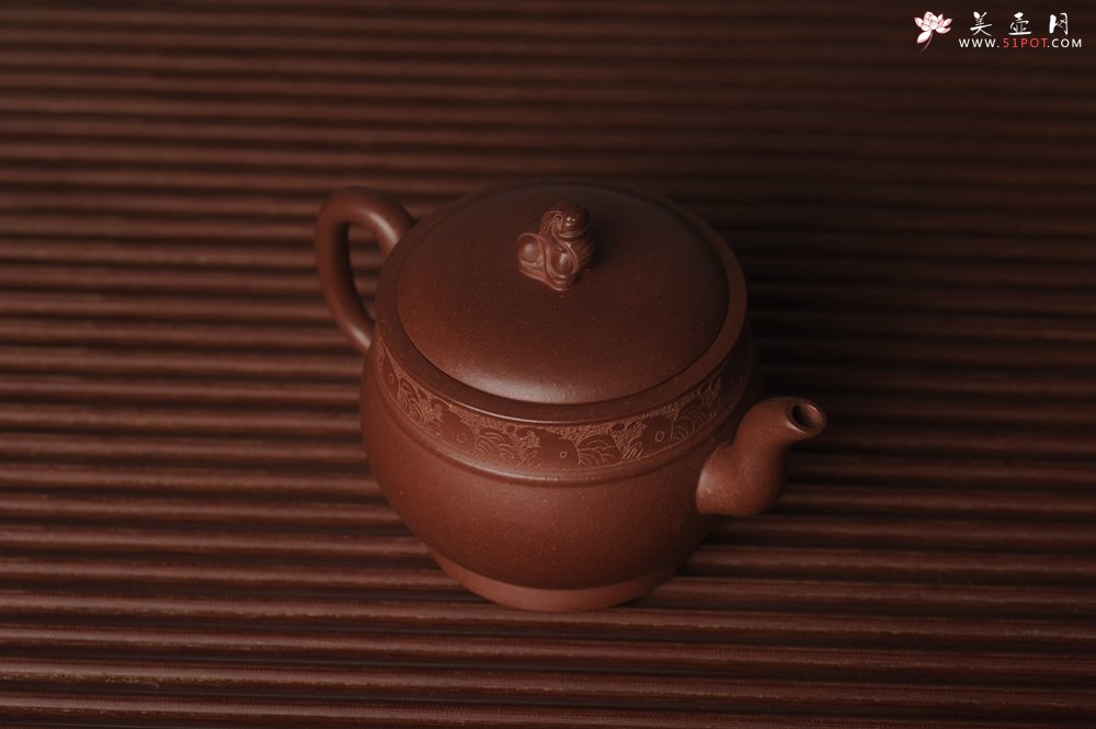 紫砂壶图片：美壶特惠 精致玉带瑞狮壶 - 美壶网