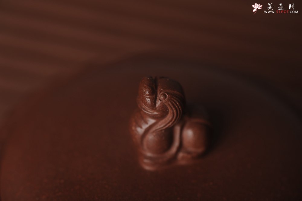 紫砂壶图片：美壶特惠 精致玉带瑞狮壶 - 美壶网