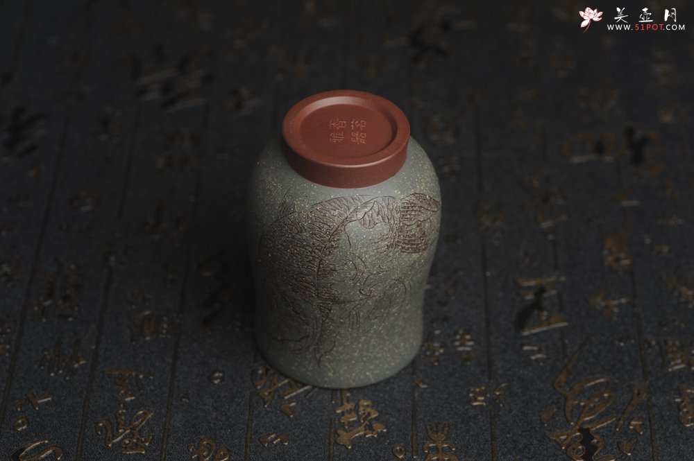 紫砂壶图片：美杯国庆特惠 精品好泥好工好刻雅致特厚实鱼跃主人杯 茶人醉爱 - 美壶网