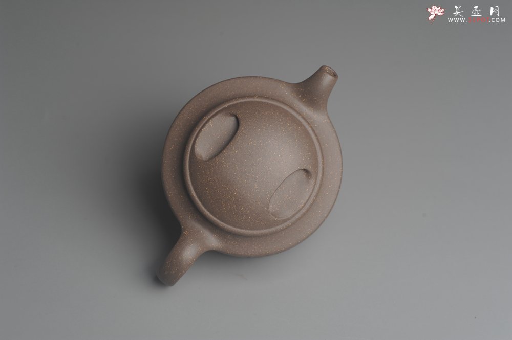 紫砂壶图片：美壶特惠 精工青段牛盖井栏壶 茶人醉爱 - 美壶网