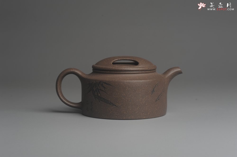 紫砂壶图片：美壶特惠 精工青段牛盖井栏壶 茶人醉爱 - 美壶网