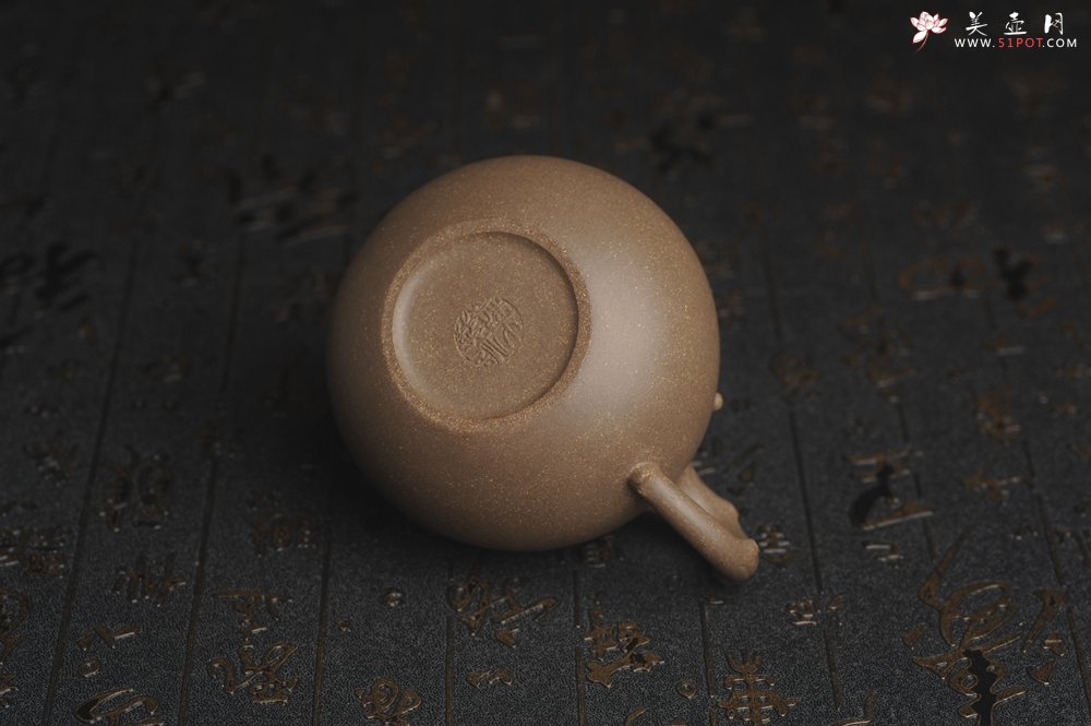 紫砂壶图片：美壶特惠 精致青段茄瓜物语壶 茶人醉爱 - 美壶网