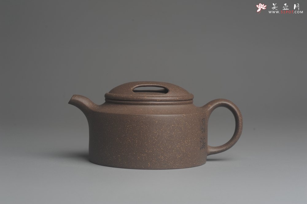 紫砂壶图片：美壶特惠 精工青段牛盖井栏壶 茶人醉爱 - 美壶网