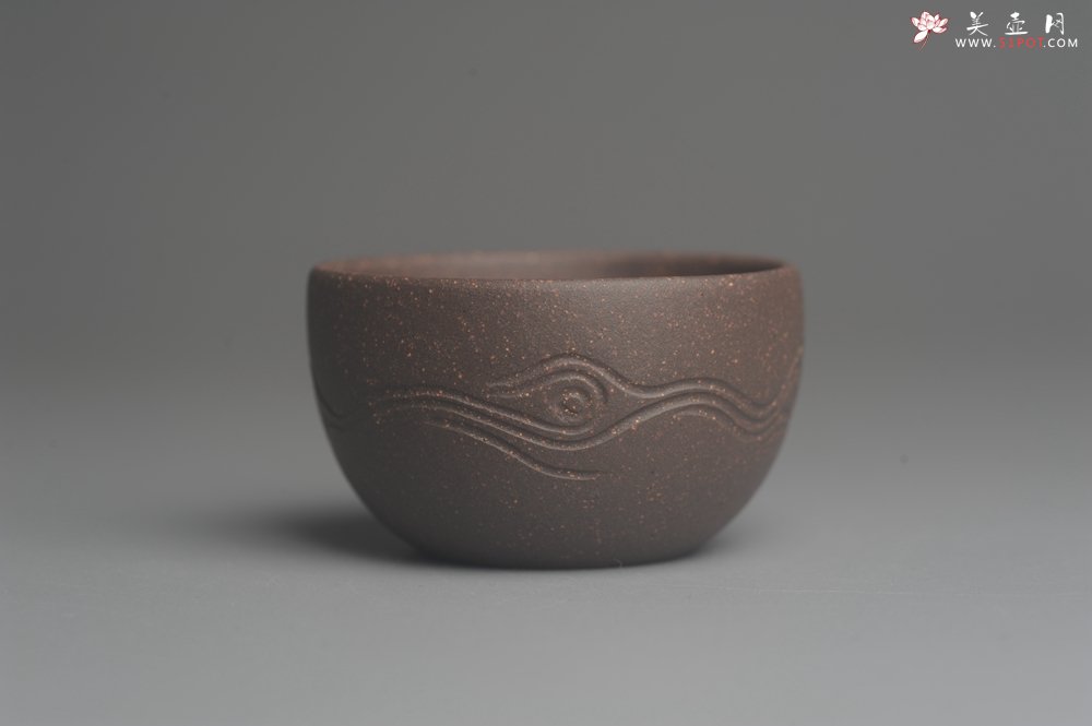 紫砂壶图片：美壶特惠 优质青灰段泥精致行云流水套组 一壶（180cc）二杯一醒茶罐（280cc） - 美壶网