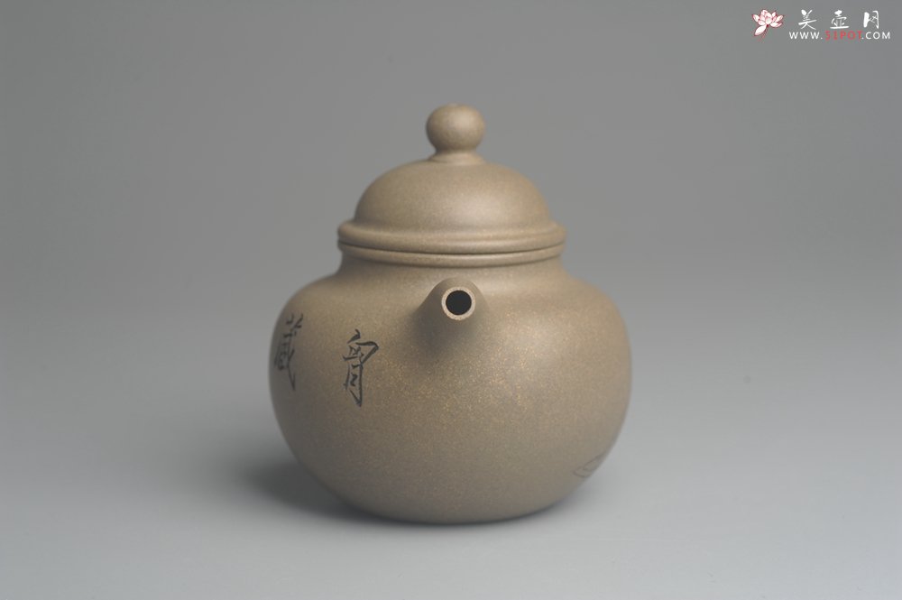 紫砂壶图片：美壶特惠 优质青段精致寿珍掇球壶 茶人醉爱 - 美壶网