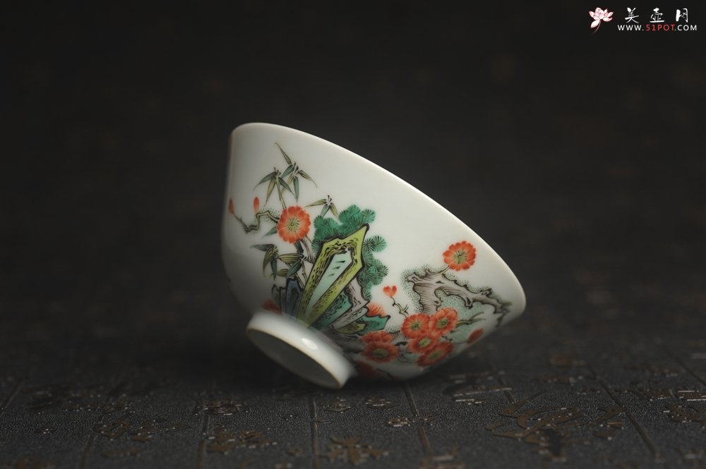 紫砂壶图片：玄辰器  精品古彩岁寒三友主人杯压手杯 景德镇茶杯 茶人醉爱 - 美壶网