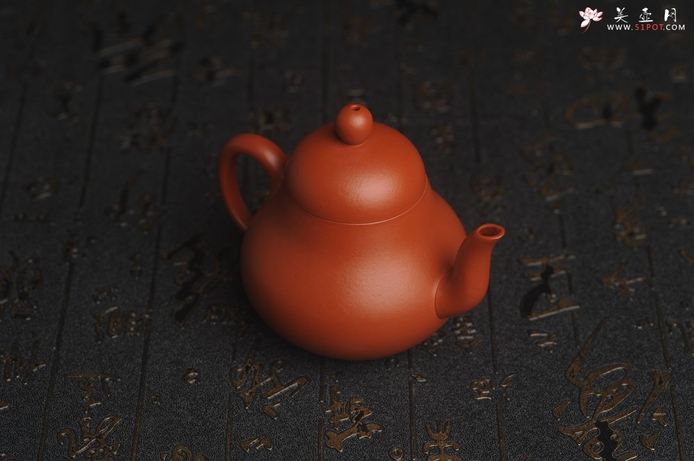紫砂壶图片：美壶福利回馈 精致优质朱泥梨形壶 茶人醉爱 - 美壶网