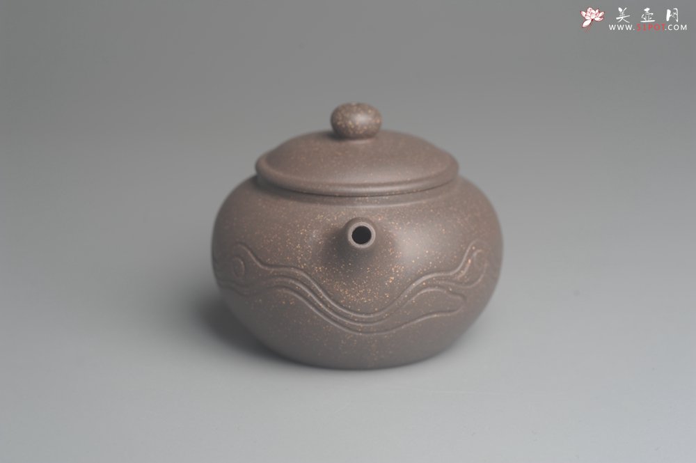 紫砂壶图片：美壶特惠 优质青灰段泥精致行云流水套组 一壶（180cc）二杯一醒茶罐（280cc） - 美壶网