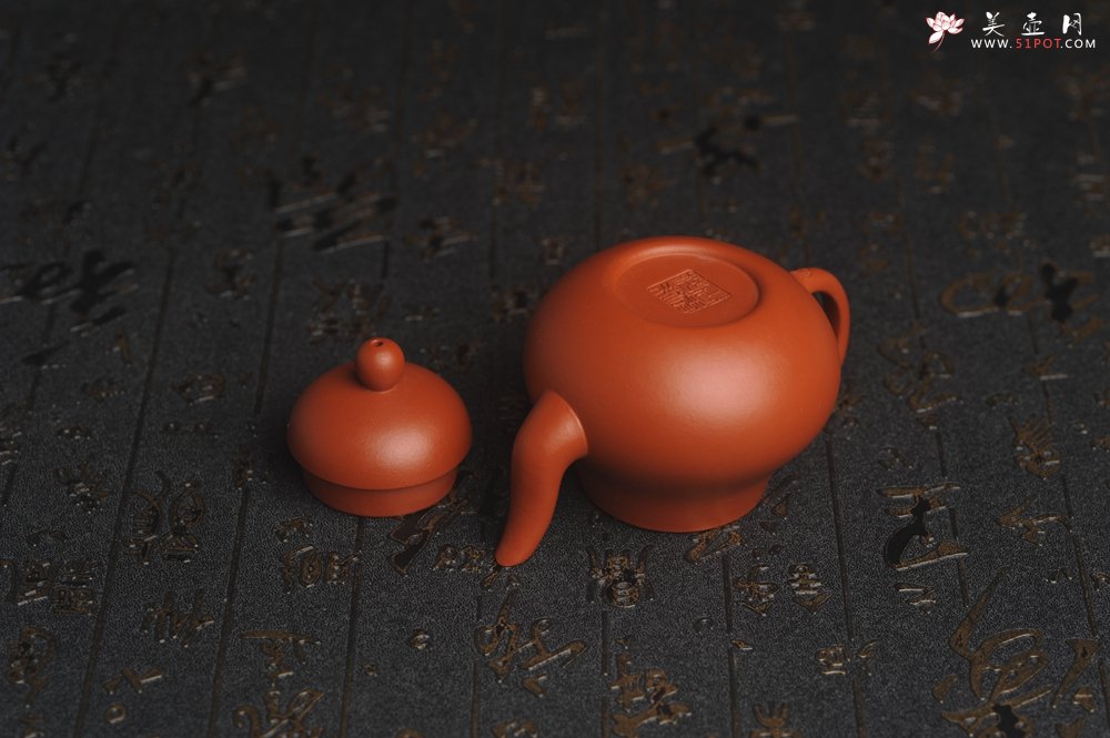 紫砂壶图片：美壶福利回馈 精致优质朱泥梨形壶 茶人醉爱 - 美壶网