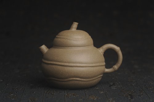 美壶定制紫砂壶 美壶特惠 精致青段薄胎 质量仅101g 大肚竹壶 青段